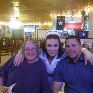 Meet your Posher, Anna